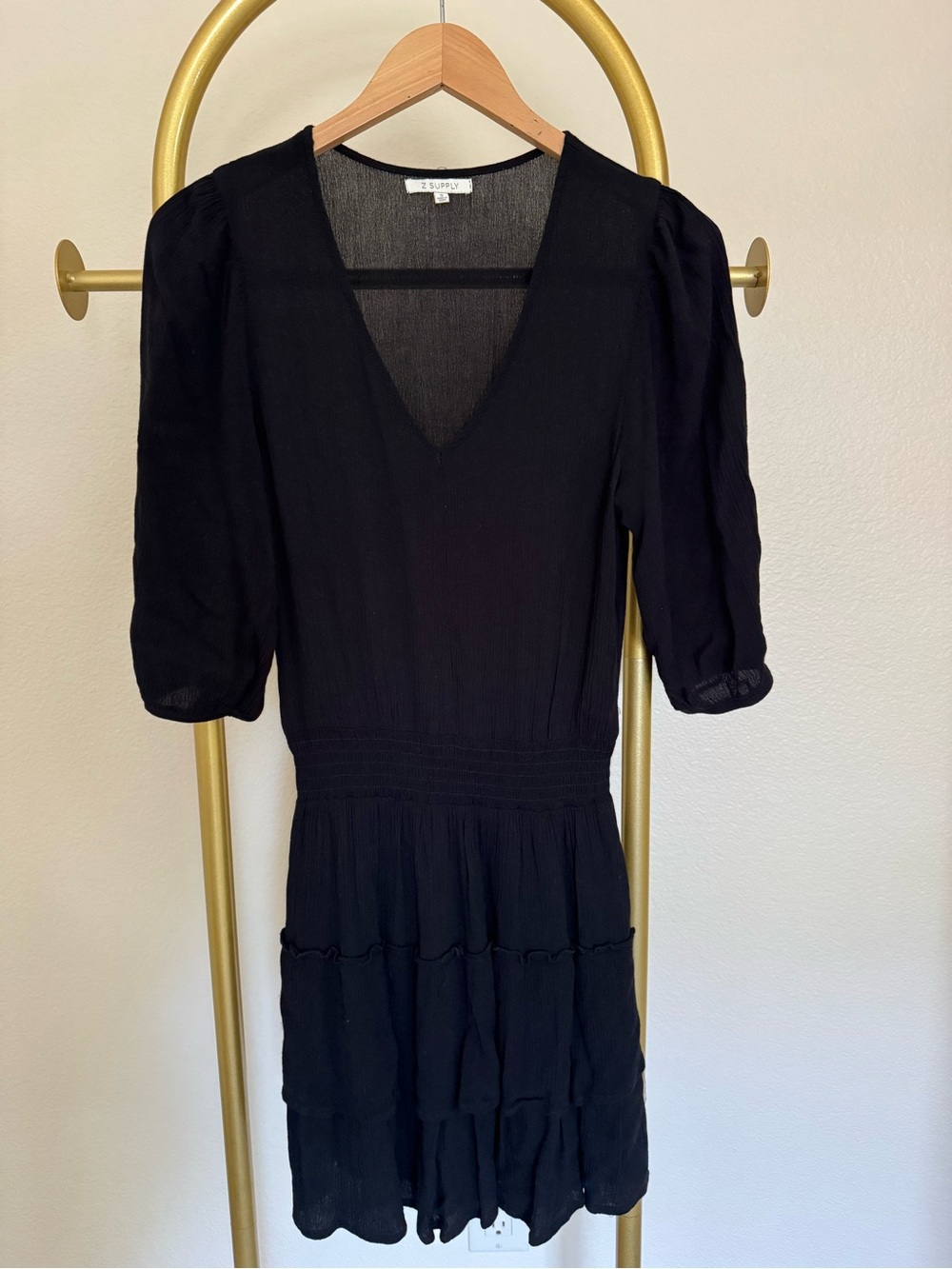 Z Supply Black Solid V-Neck 3/4 Puff Sleeve Smocked Mini Dress Sz S